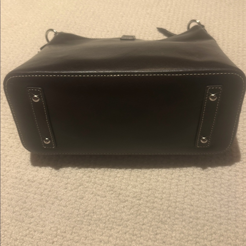 Dooney & Bourke Wine and Leather Bag with red accents - Picture 5 of 6